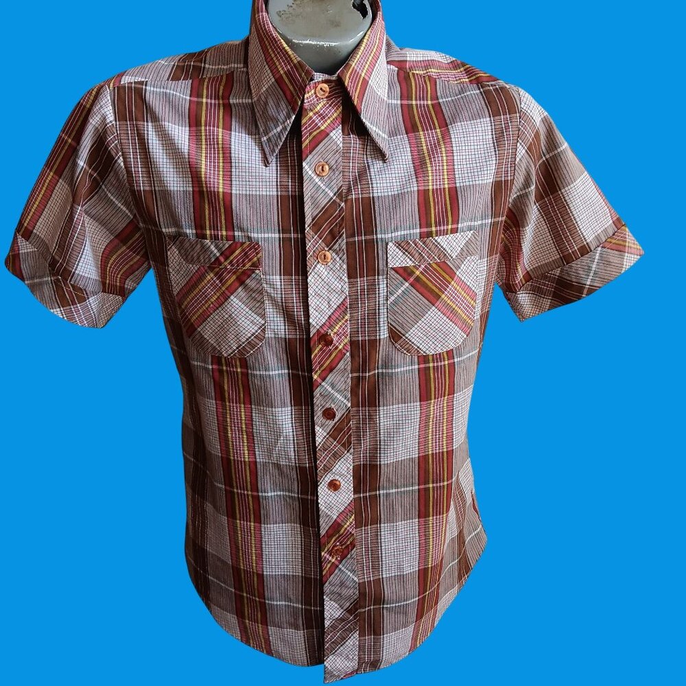 Small Vintage Shirt Kennington Plaid Short Sleeve Button Up 1970's California
